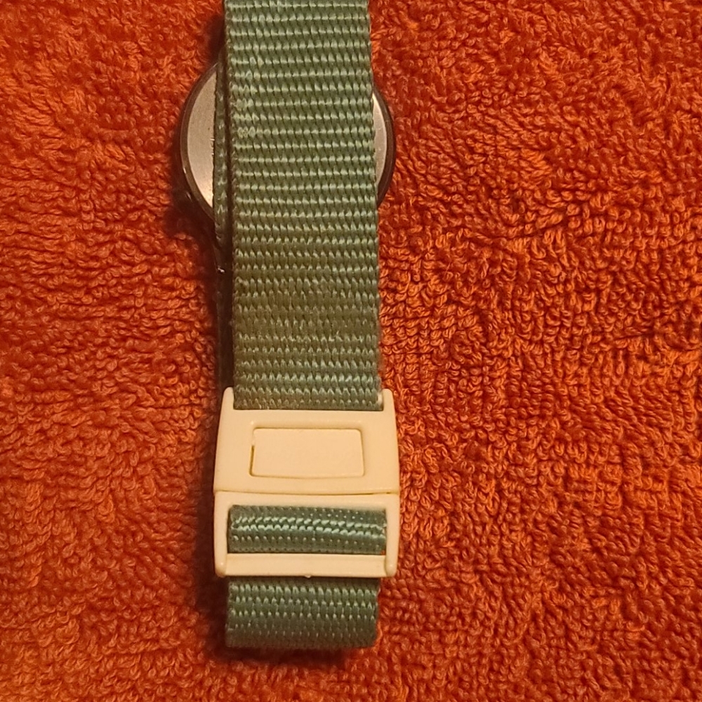 Watch - Picture 2 of 2